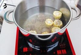 冬瓜薏米猪骨汤的做法 步骤3
