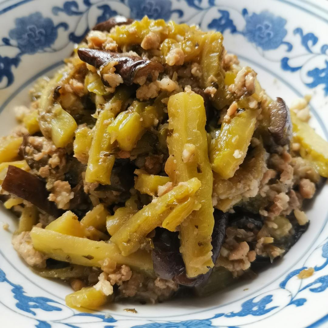 【茄子苦瓜芽菜肉末的做法步骤图,怎么做好吃】咣珰一吃_下厨房