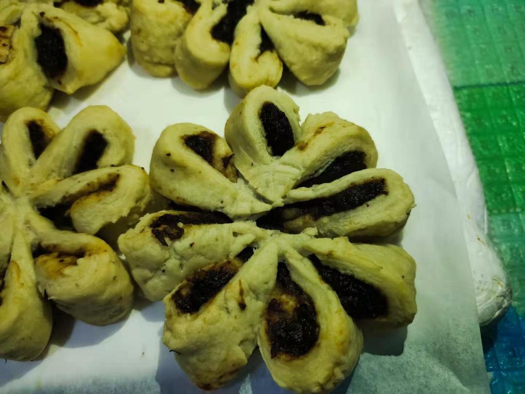 枣花酥，枣泥菊花酥