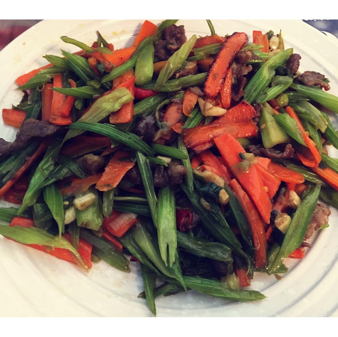 芹菜炒牛肉