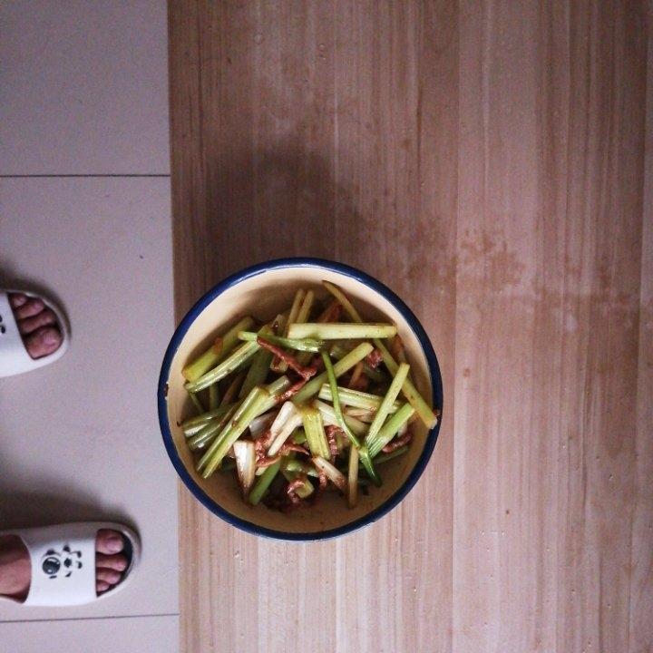 芹菜炒肉丝