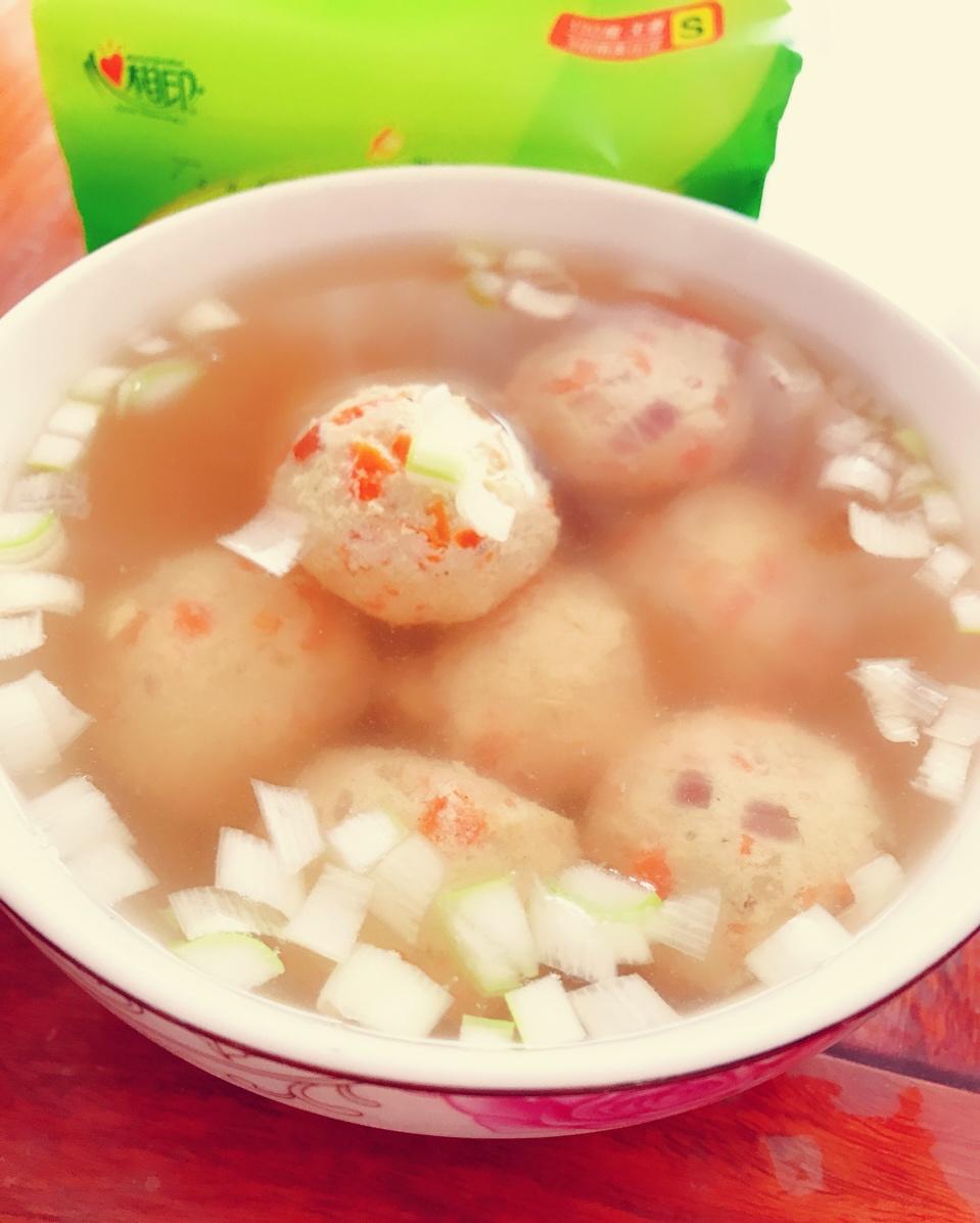 香菇胡萝卜鸡胸肉丸子汤（减肥）