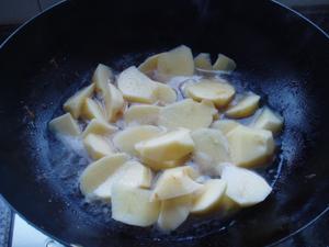 孜然土豆的做法 步骤2