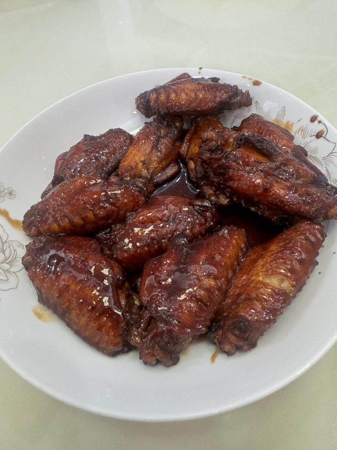 厨师长教你：“可乐鸡翅”的家常做法，味道鲜嫩可口，先收藏起来