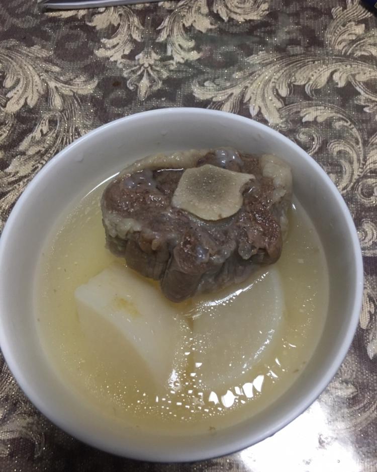 韩式清炖牛尾汤