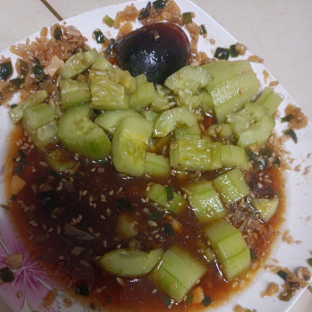 【最佳CP～】凉拌皮蛋豆腐✨