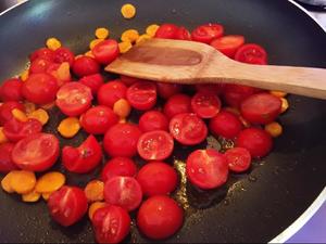 平底锅版番茄牛肉焗饭的做法 步骤4
