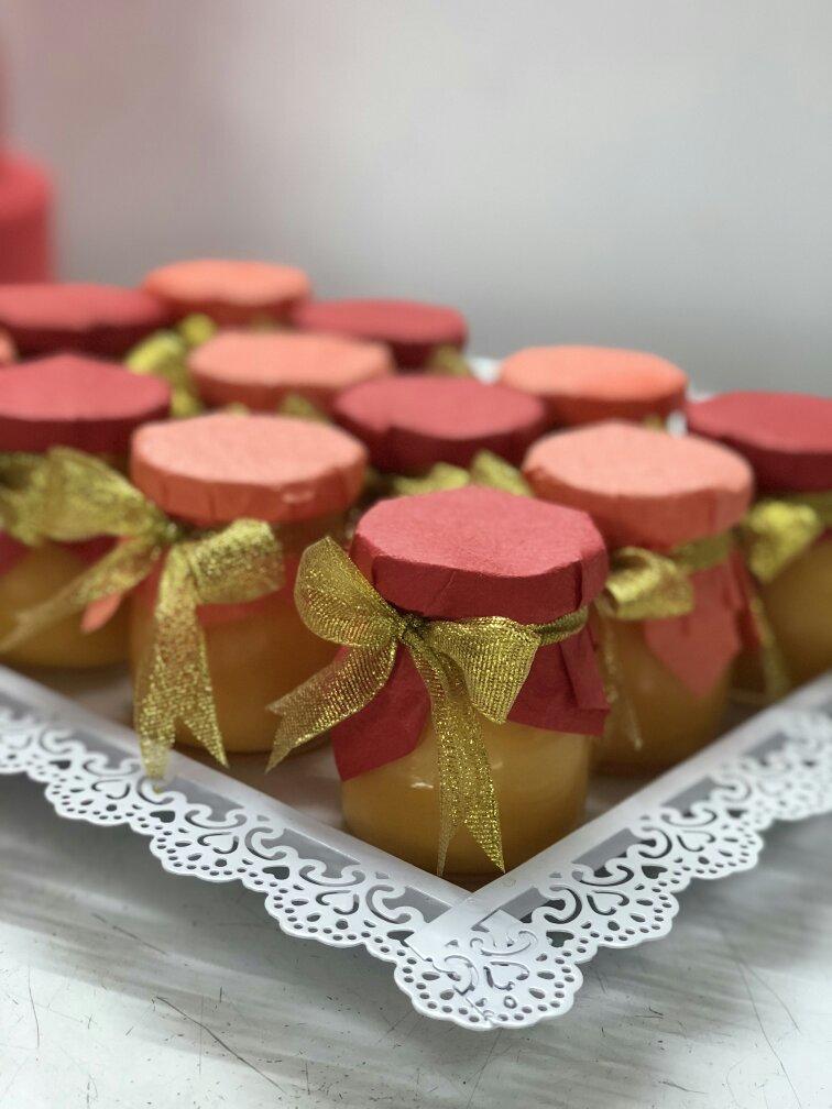 闺蜜结婚甜品台