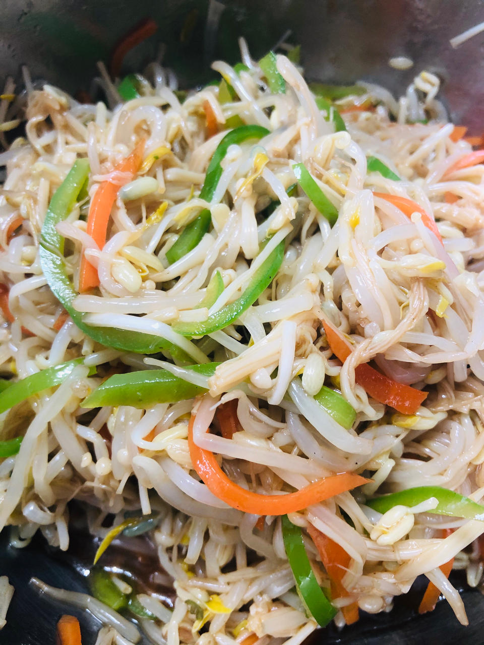 凉拌豆芽金针菇