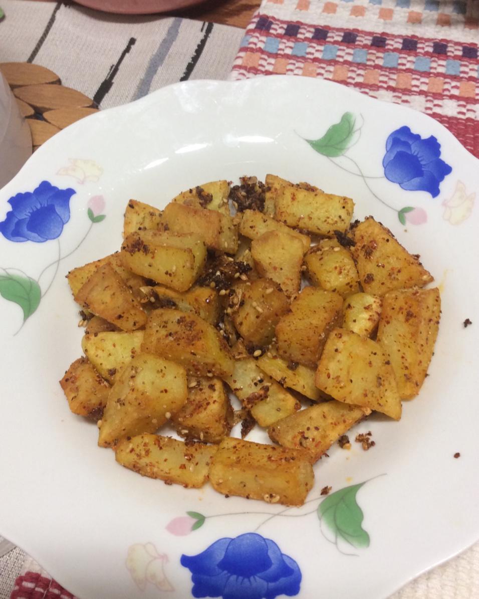 蒜香孜然土豆