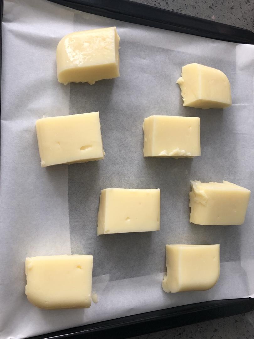 烤牛奶，又叫烤鲜奶（全蛋版，消耗牛奶）