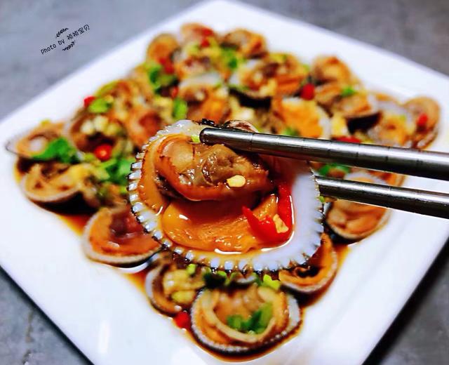 冬至“金牌家宴”蒜蓉麻辣毛蚶的做法