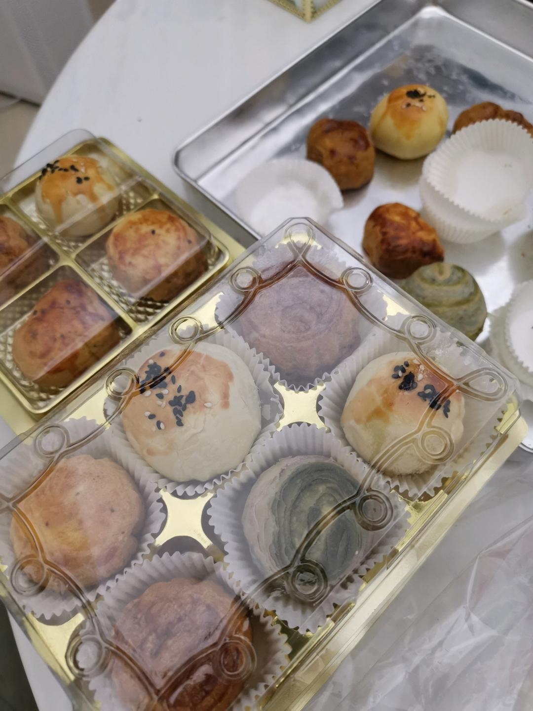 港式奶黄月饼