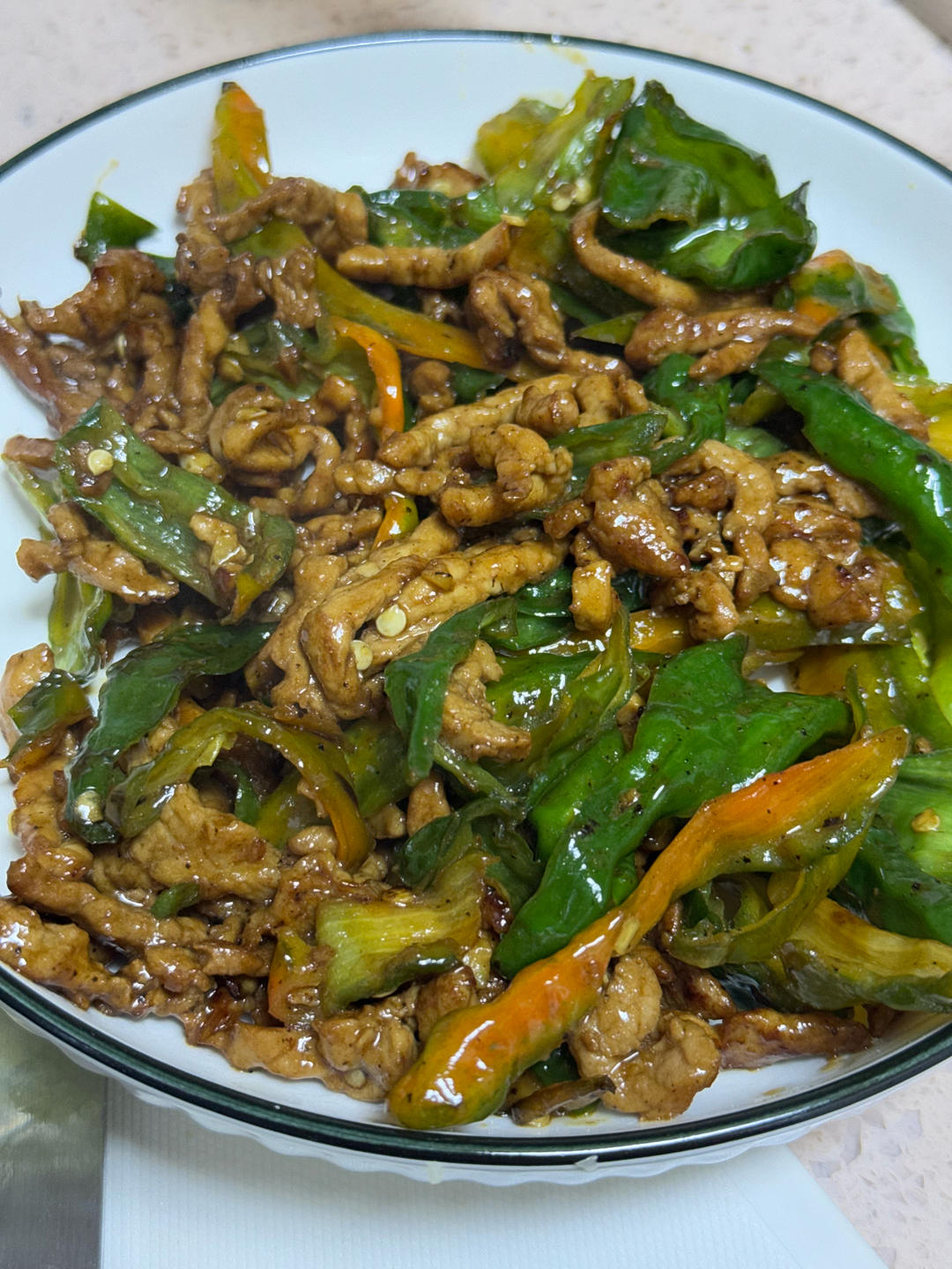 ‼️好吃到舔盘的青椒肉丝盖浇饭