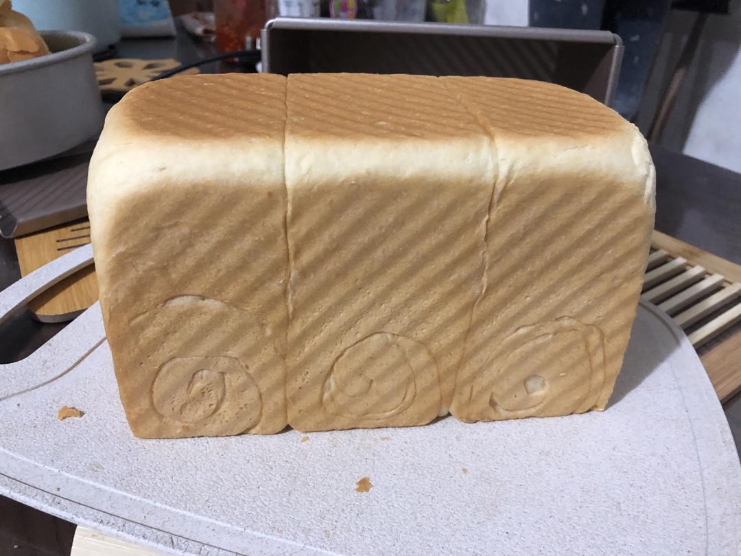 一次发酵❗️手撕吐司面包，柔软拉丝～