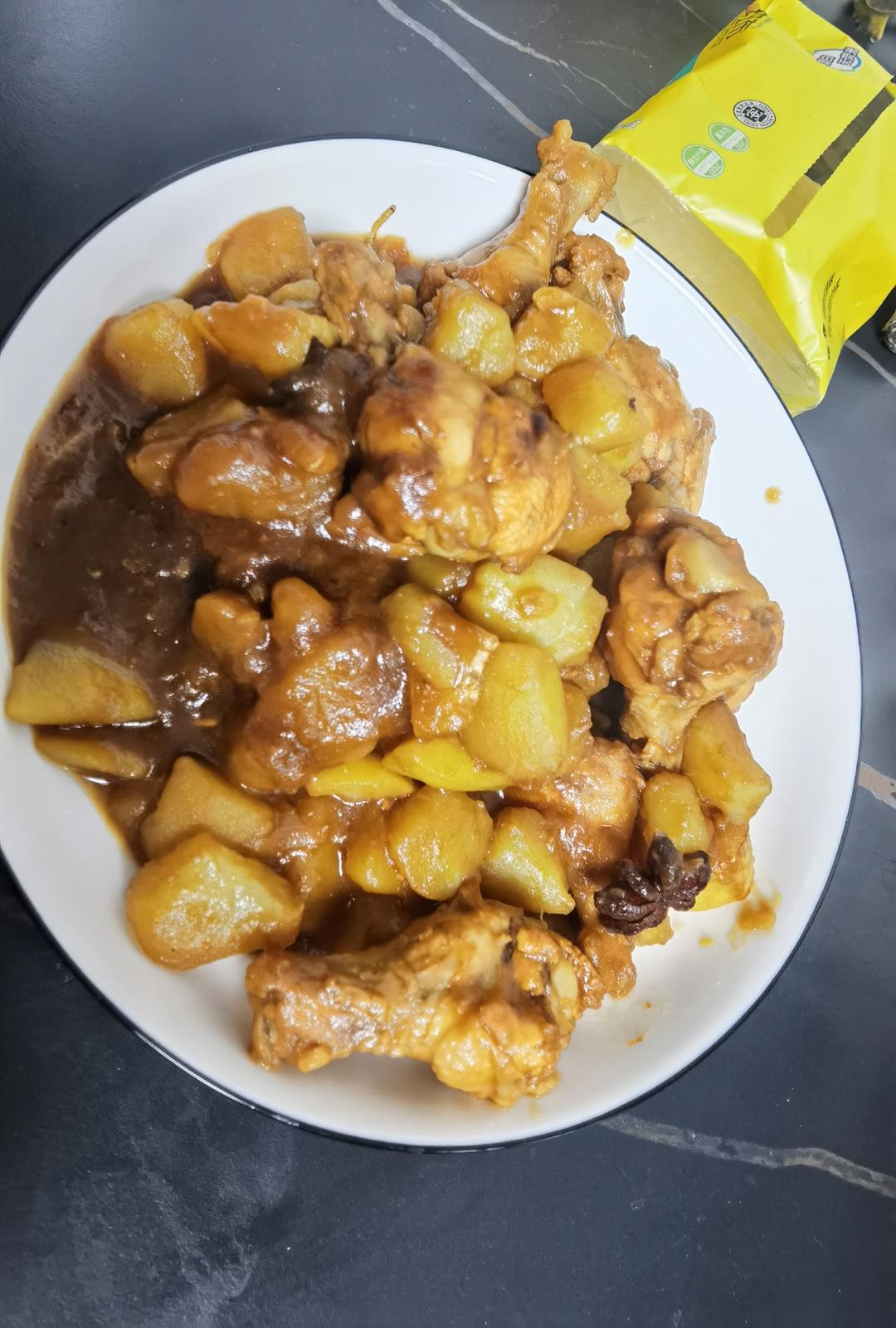 鸡翅根烧土豆好吃到爆