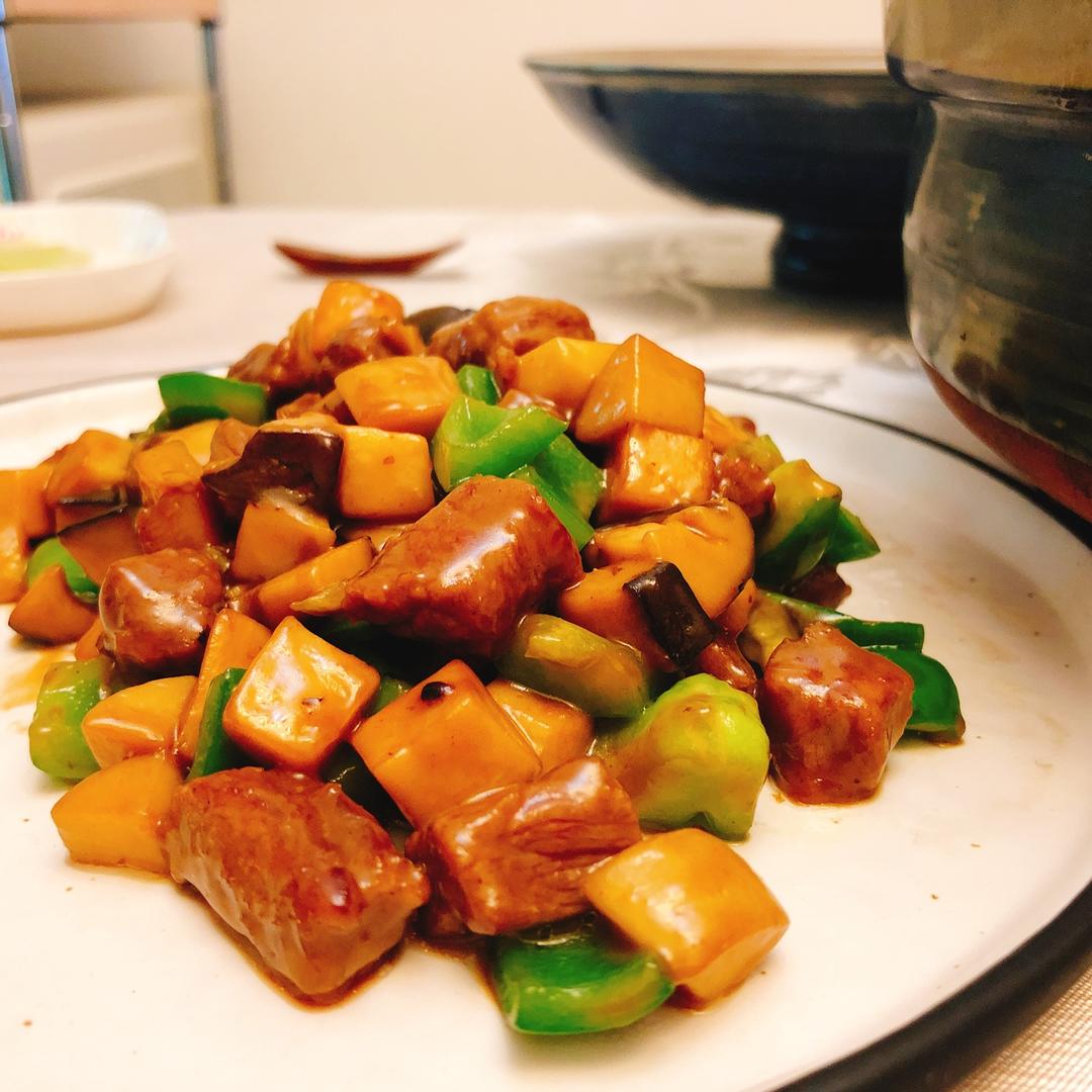 家常菜~杏鲍菇烧牛肉粒
