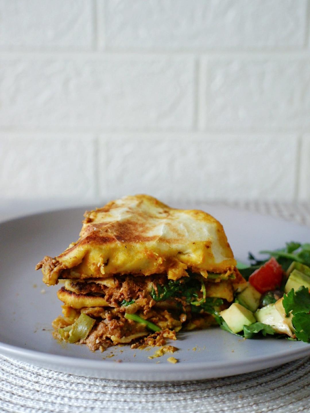 奶酪鸡肉墨西哥卷饼Bird and Brie Quesadillas（无油）