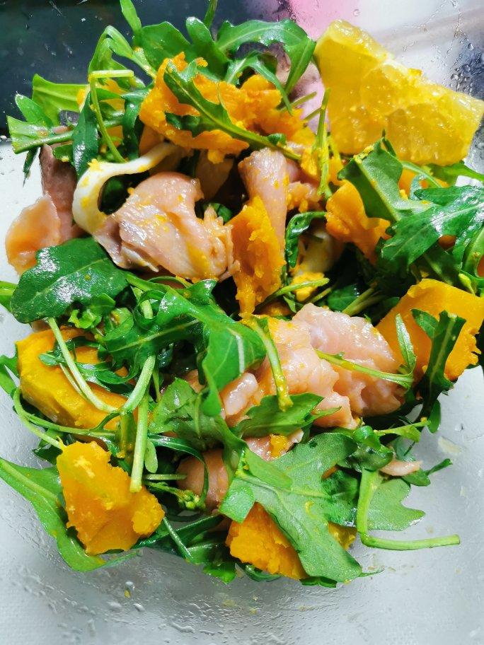 烟熏三文鱼沙拉