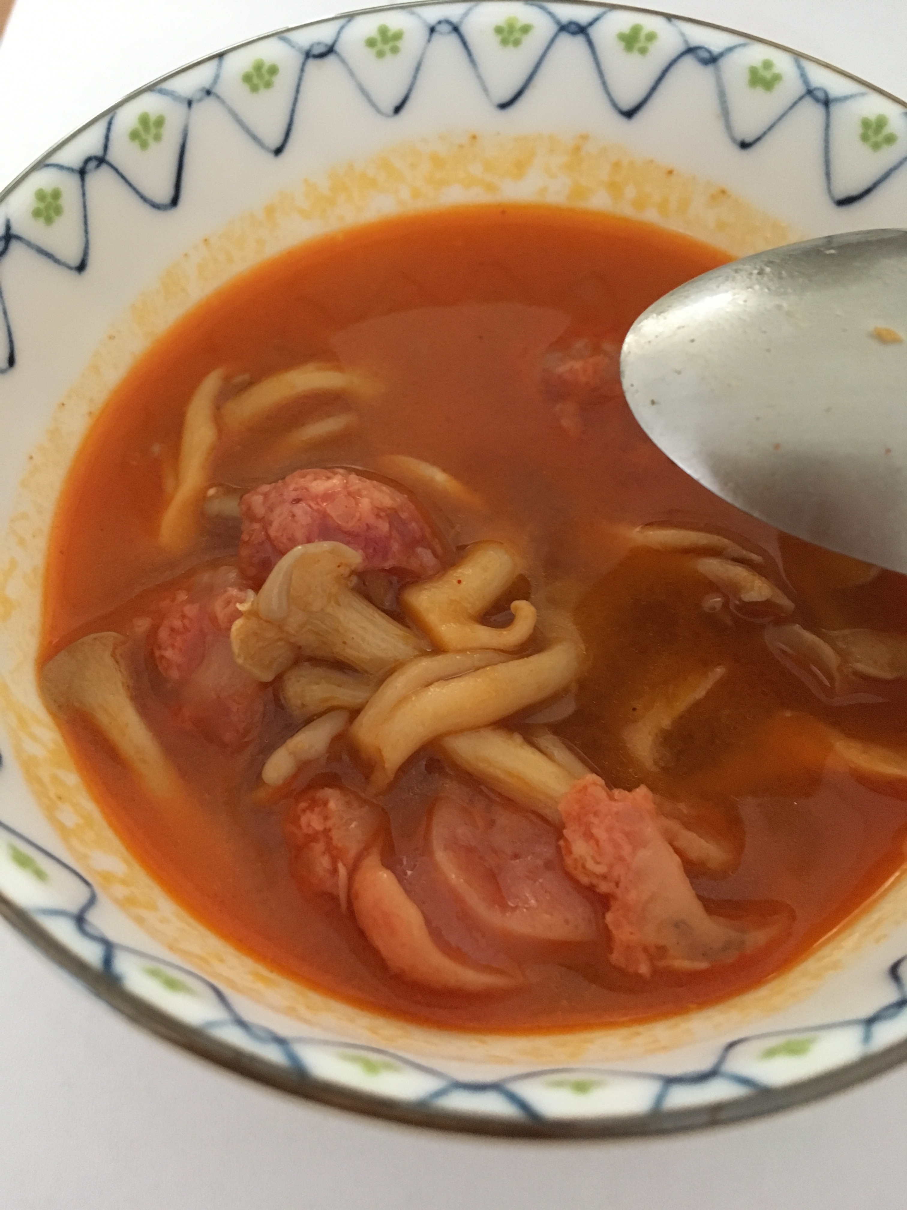懒人汤平菇番茄汤的做法