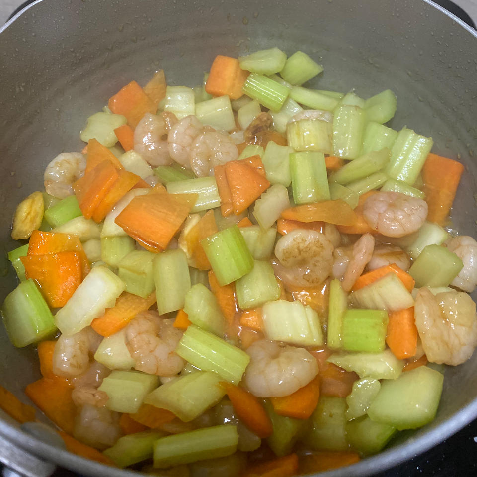 十分钟快手菜———青瓜虾仁