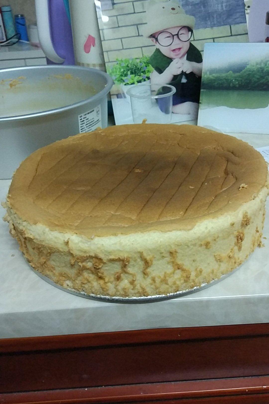 戴小军林巧做的十寸戚风蛋糕(君之改良版)