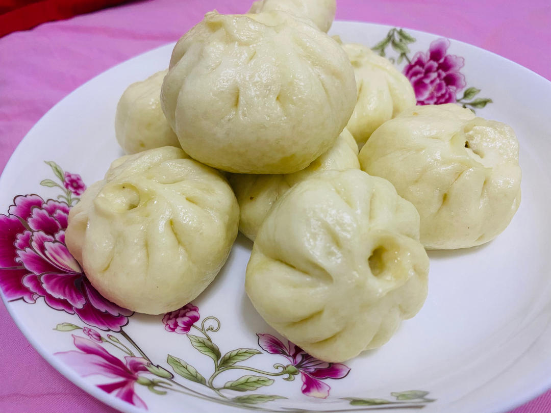 酱肉包子