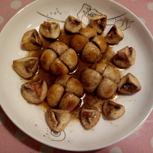 朵の私房菜: 黑胡椒小蘑菇