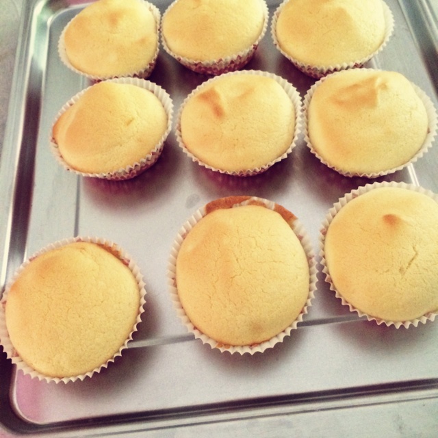 棉花纸杯蛋糕