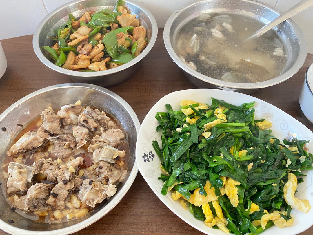 韭菜炒鸡蛋——三分钟快手下饭菜 掌握火候的秘诀