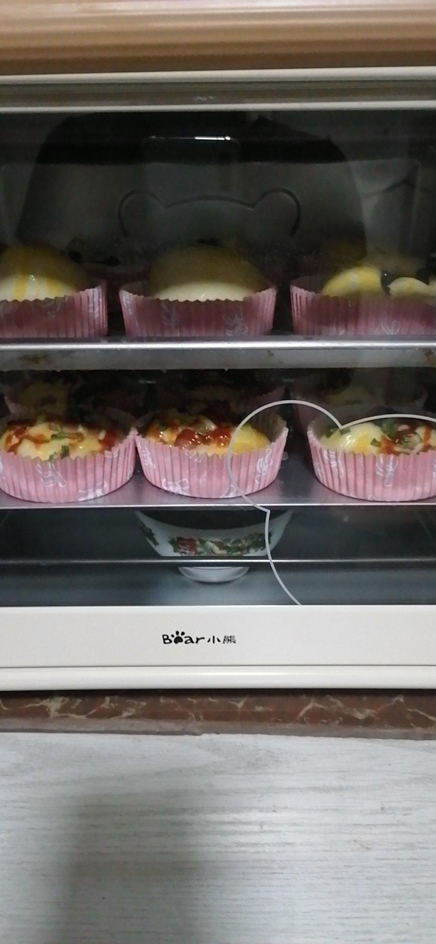 炼奶火腿香葱面包