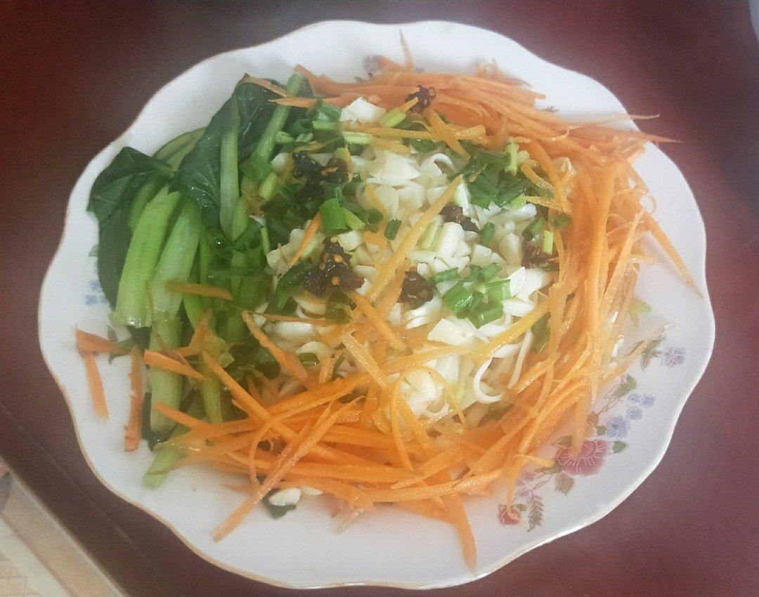 简单小葱油泼面