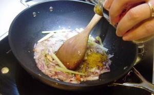 泰式咖喱皇炒蟹的做法 步骤11