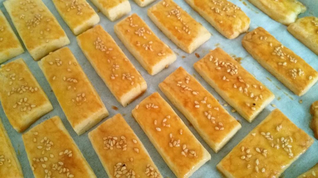 咸蛋黄酥饼——网红老杨咸蛋黄饼干