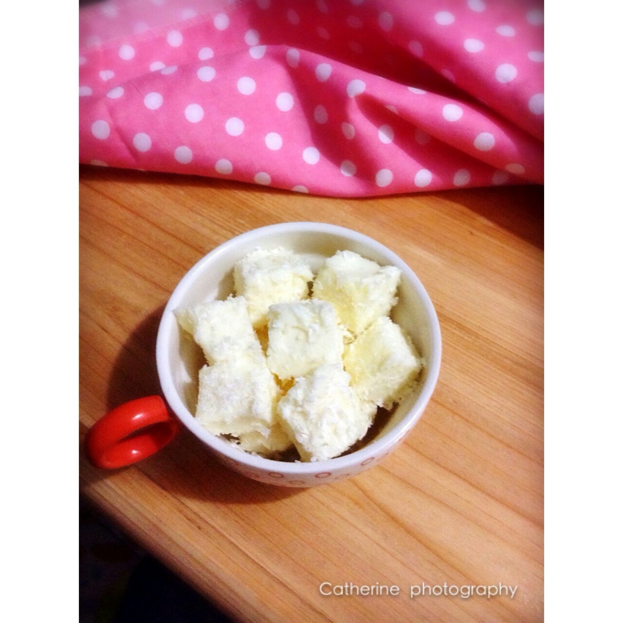 椰丝牛奶小方糕