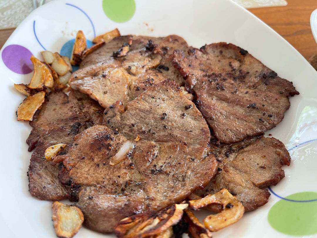 五分钟成就的宴客菜：香煎梅花肉