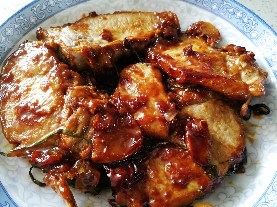 超嫩超香的葱烤大排