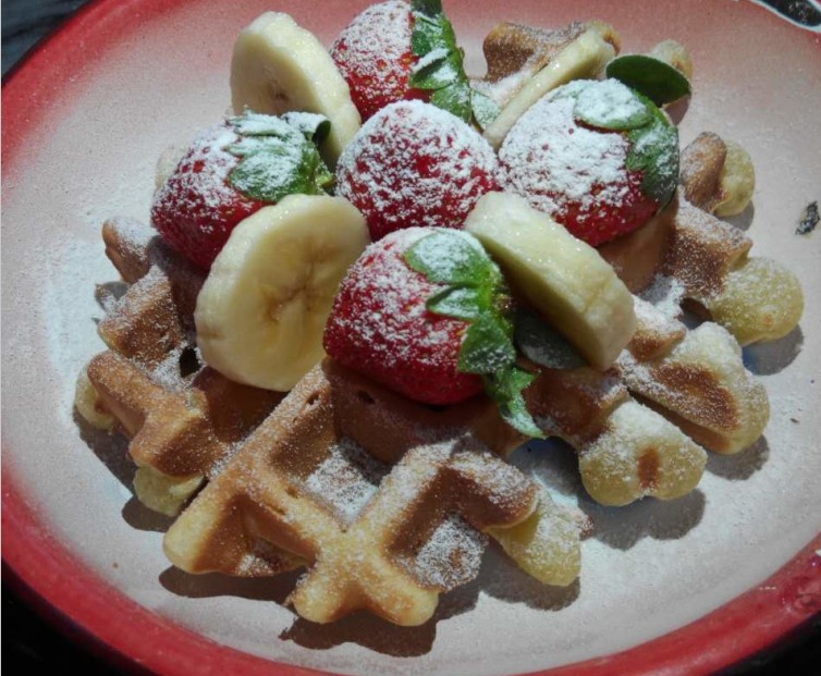 外脆内嫩的…华夫饼