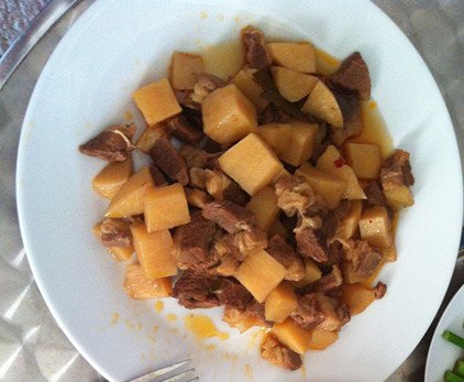 土豆炖牛肉