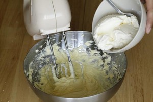 抹茶冻芝士蛋糕的做法 步骤3