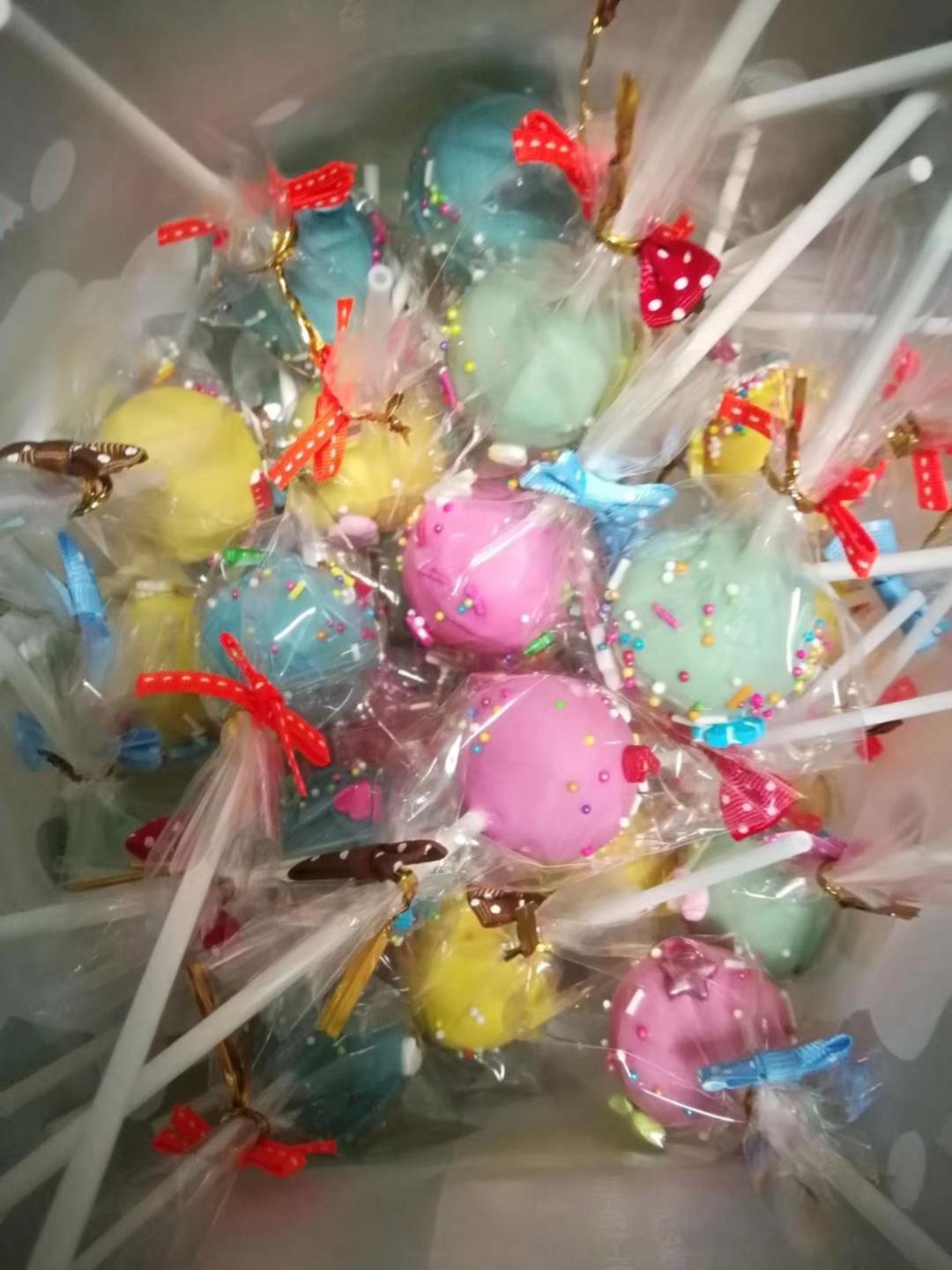 《Tinrry下午茶》教你做棒棒糖蛋糕