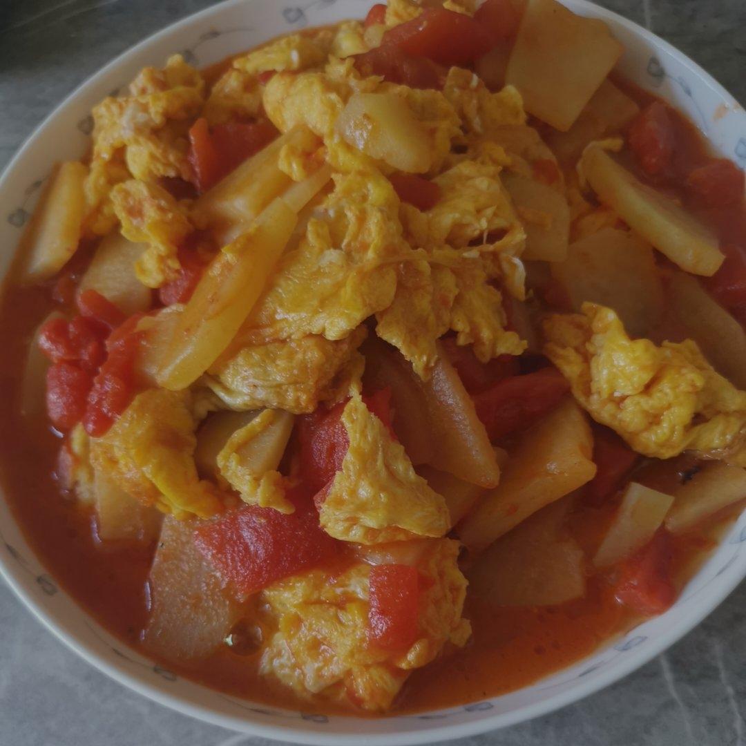 西红柿土豆炒鸡蛋