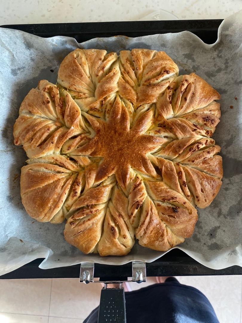 【小高姐】蒜香浓郁 造型优美 不用揉出手膜的面包