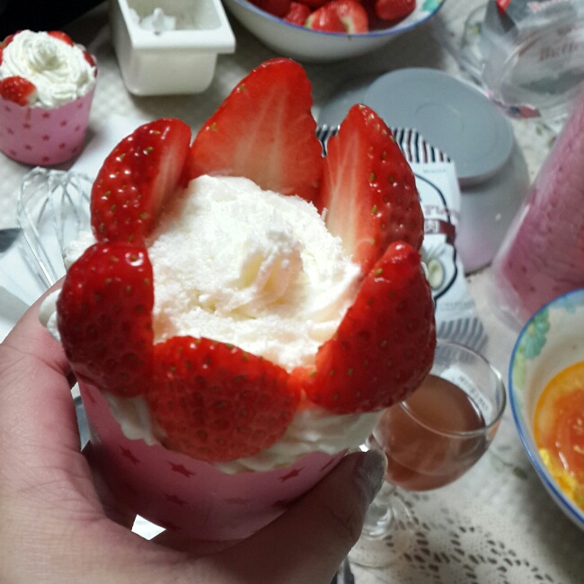 清新莓果奶油cupcake