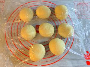 培根玉米色拉面包的做法 步骤7