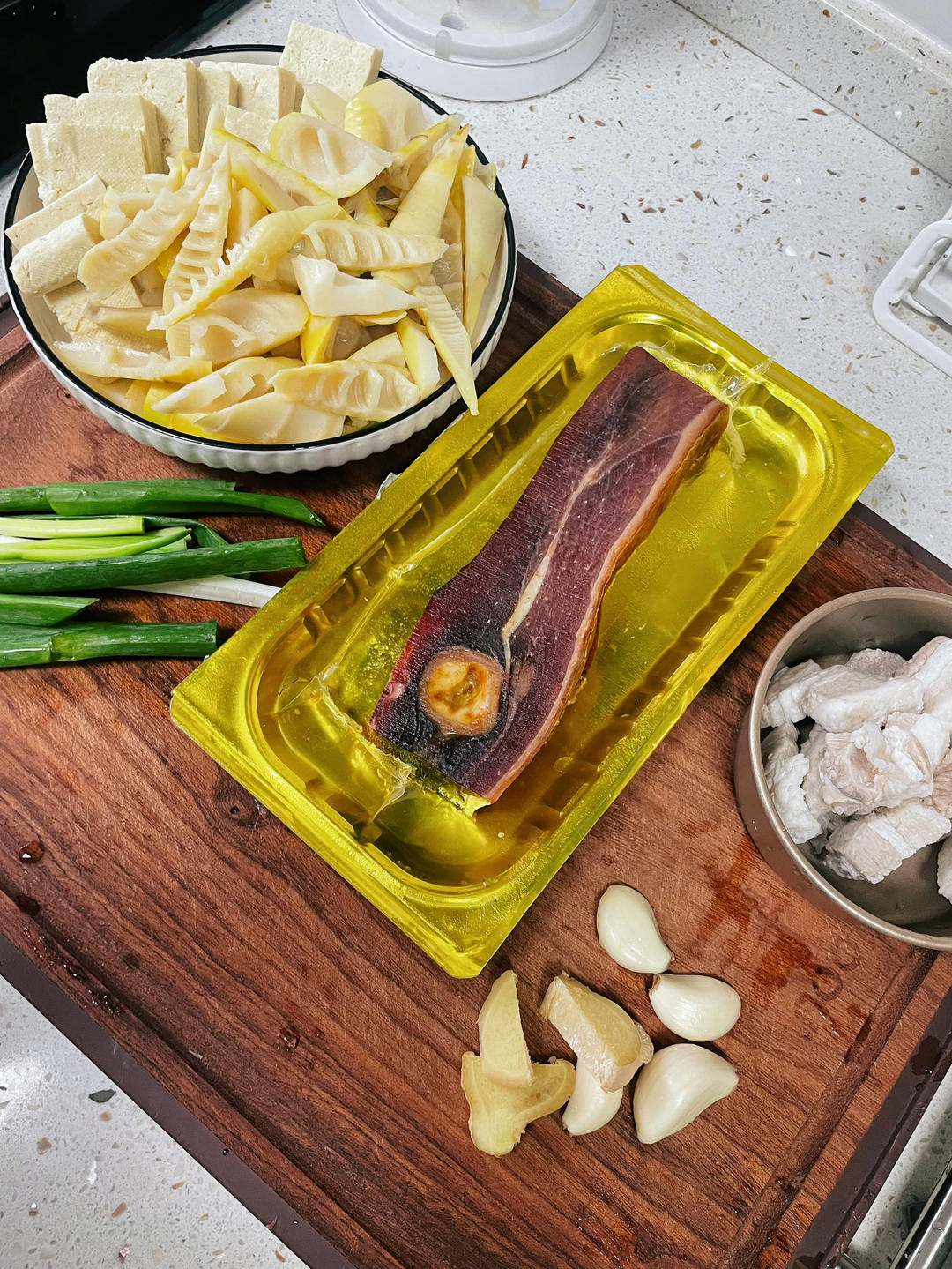 腌笃鲜—春色美味唤醒味蕾