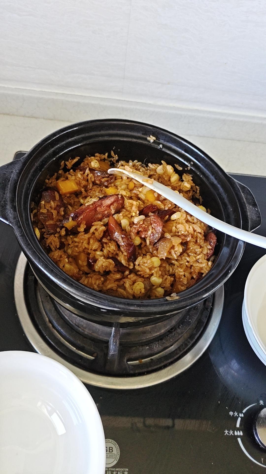 香绝了❗❗吃了还想吃的土豆腊肠焖饭❗❗