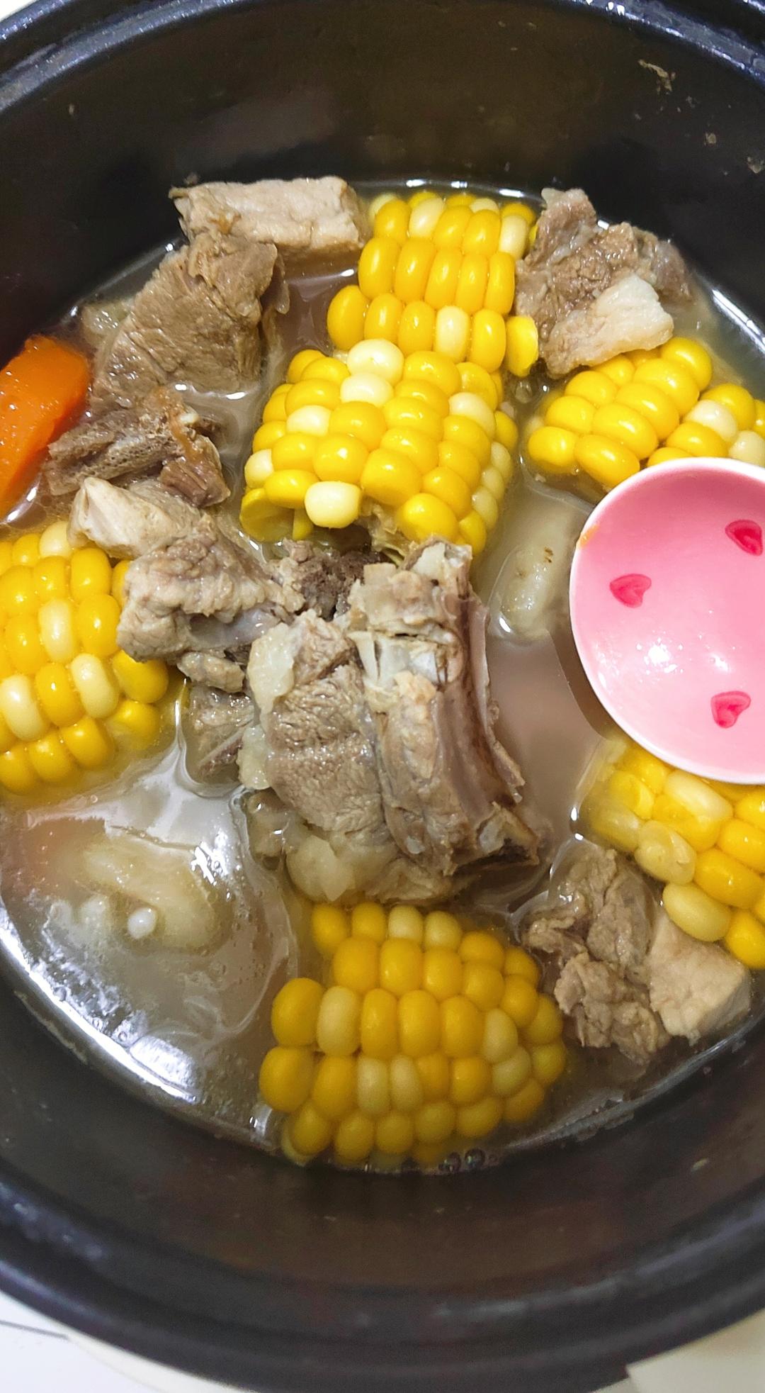 玉米排骨汤
