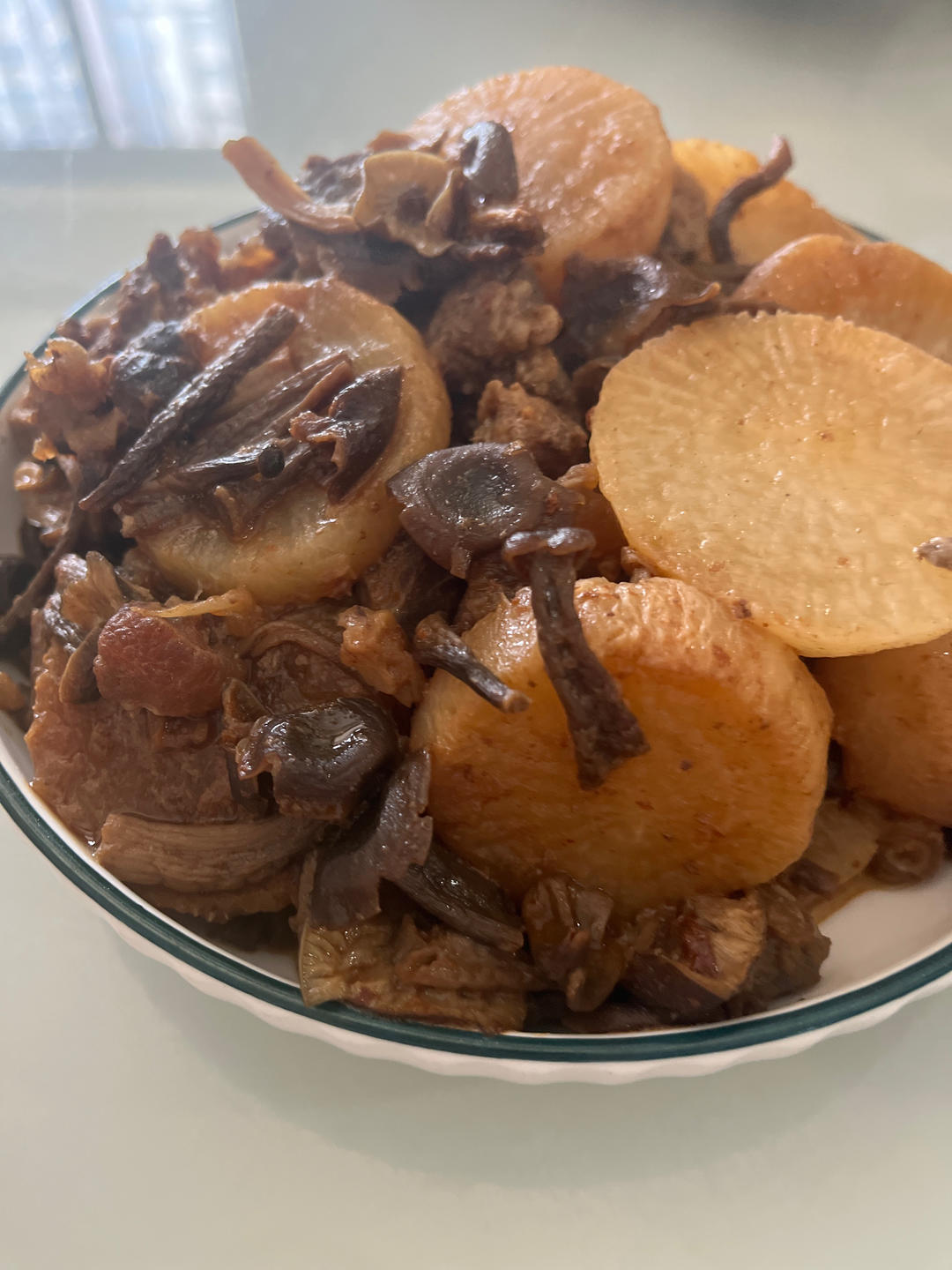 比肉好吃的【鲍汁萝卜煲】，成本5元，热乎饱全家！