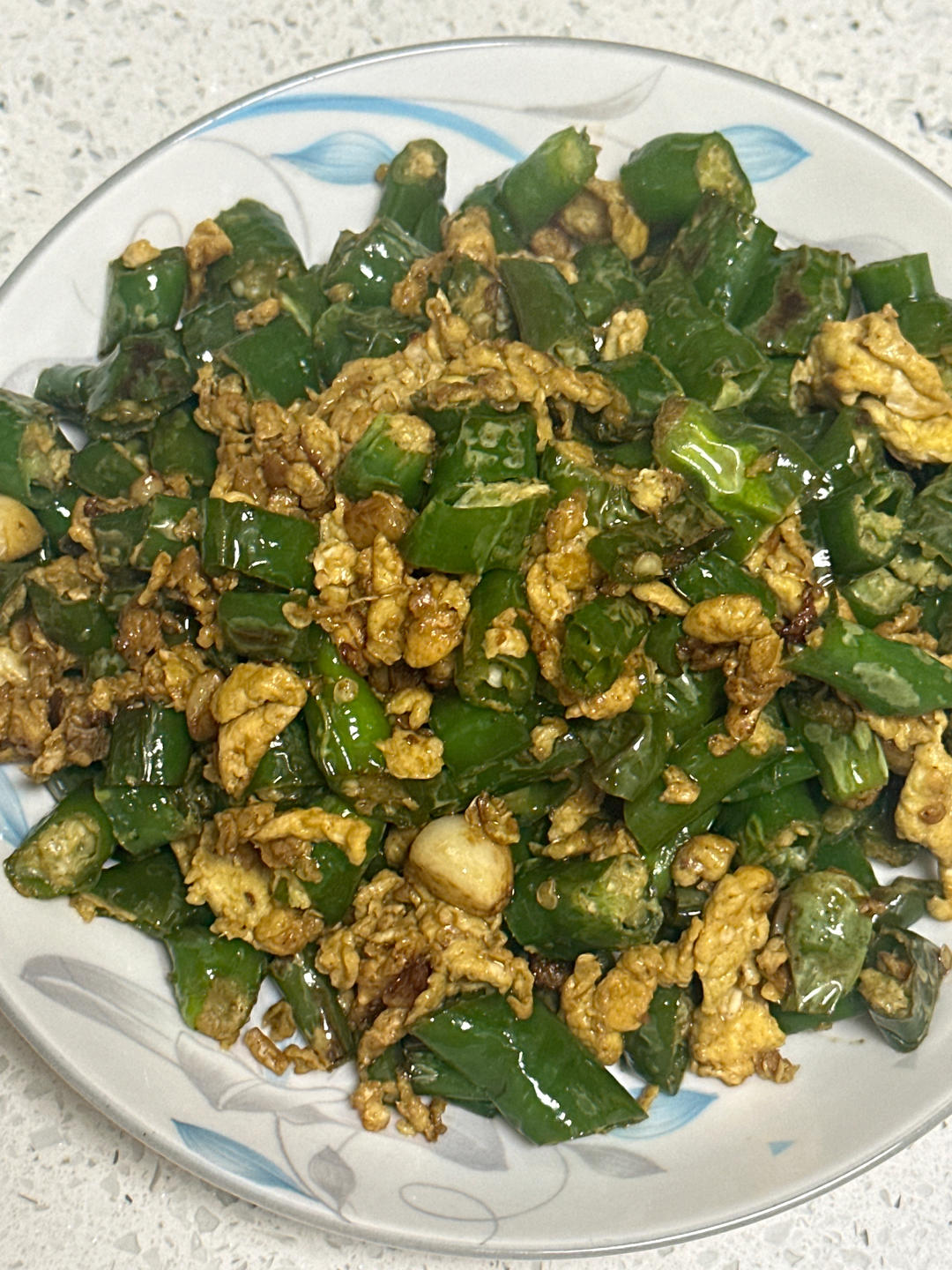 不一样的辣椒炒鸡蛋～下饭神器!